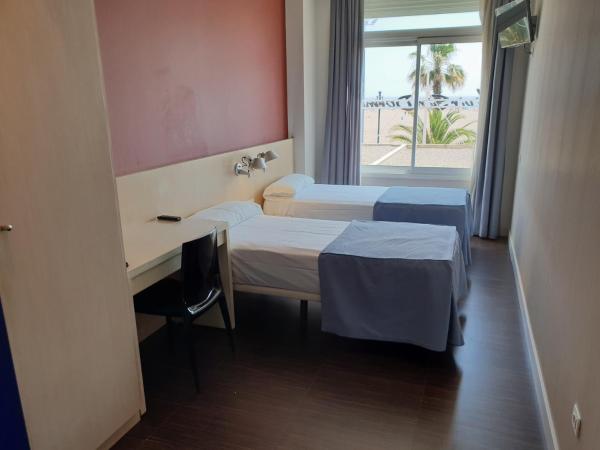 El Globo : photo 9 de la chambre chambre lits jumeaux supérieure - vue sur mer