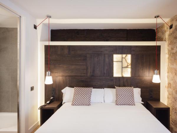 Hotel Sant Agustí : photo 4 de la chambre chambre double ou lits jumeaux confort - vue sur intérieur
