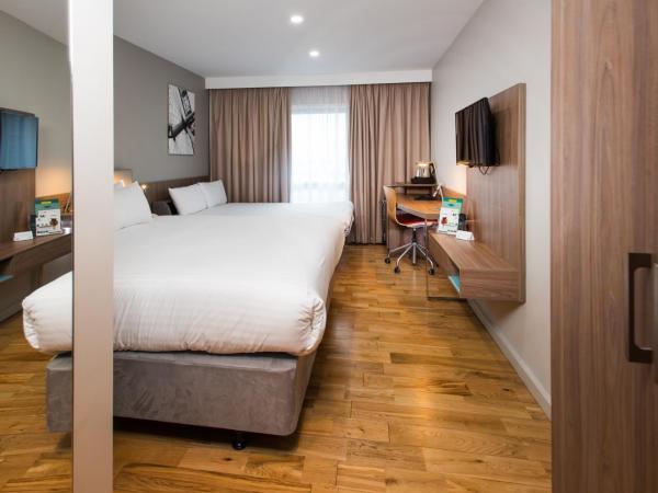 Holiday Inn London West, an IHG Hotel : photo 4 de la chambre chambre double avec canapé-lit