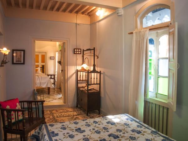 French Haveli : photo 6 de la chambre chambre double avec salle de bains privative séparée