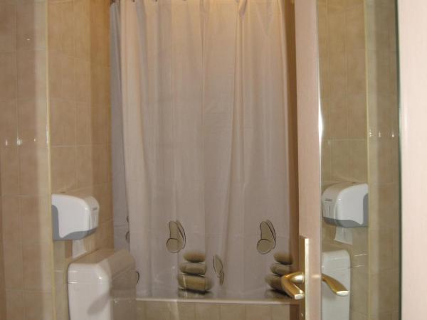 Hôtel Acropolis : photo 3 de la chambre chambre triple standard