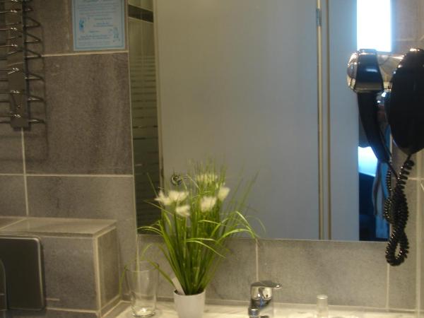 City-Pension-Dortmund : photo 1 de la chambre chambre simple