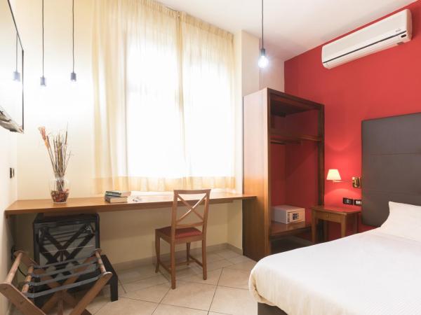 Hotel La Baia : photo 2 de la chambre chambre simple