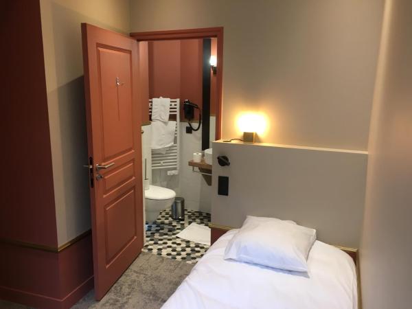 Hotel Brasserie Armoricaine : photo 1 de la chambre chambre simple