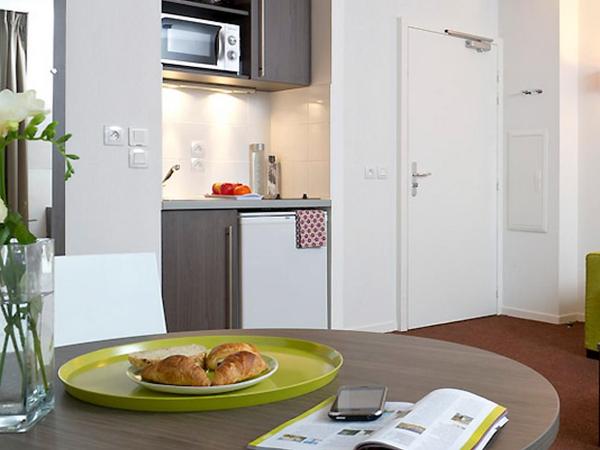 Aparthotel Adagio Access Nantes Viarme : photo 5 de la chambre appartement 1 chambre (4 adultes)