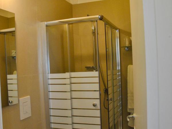 Hotel Villa Fiorita : photo 6 de la chambre chambre double Économique