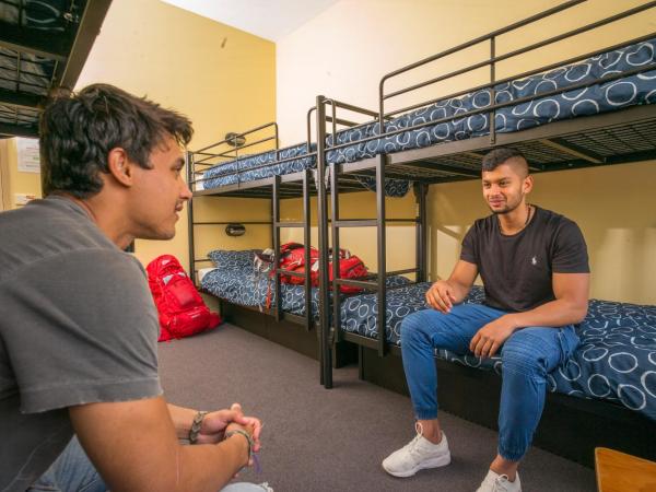 YHA Hobart Central : photo 4 de la chambre lit dans dortoir pour hommes