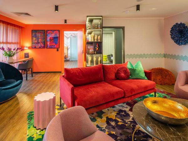 Naumi Auckland Airport Hotel : photo 2 de la chambre suite - ziggy