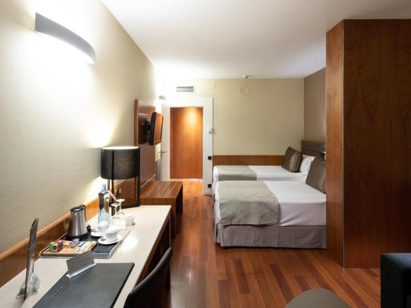 Catalonia Diagonal Centro : photo 5 de la chambre chambre double ou lits jumeaux supérieure