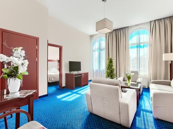 Hotel Atrium : photo 1 de la chambre suite