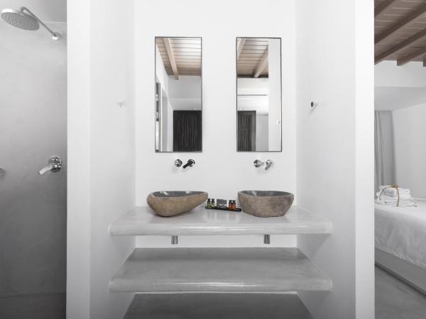My Mykonos Hotel : photo 6 de la chambre suite junior avec piscine privée 