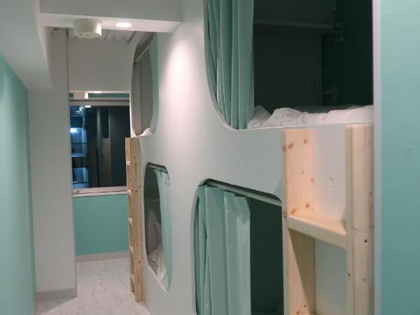 Picnic Hostel Osaka : photo 8 de la chambre lit dans dortoir pour femmes de 4 lits