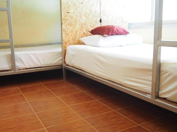 Chaokoh Phi Phi Hostel : photo 10 de la chambre lit dans dortoir mixte de 4 lits
