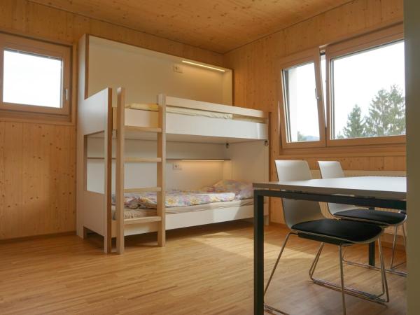 Hostel Salzburg-Wals : photo 3 de la chambre chambre quadruple standard