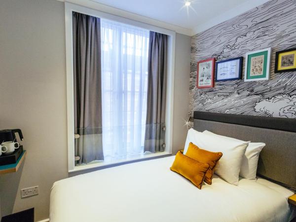 Oliver Plaza Hotel : photo 3 de la chambre petite chambre double