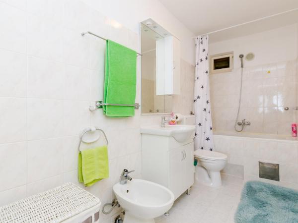 Rooms Nikola : photo 10 de la chambre chambre double avec terrasse - vue sur mer