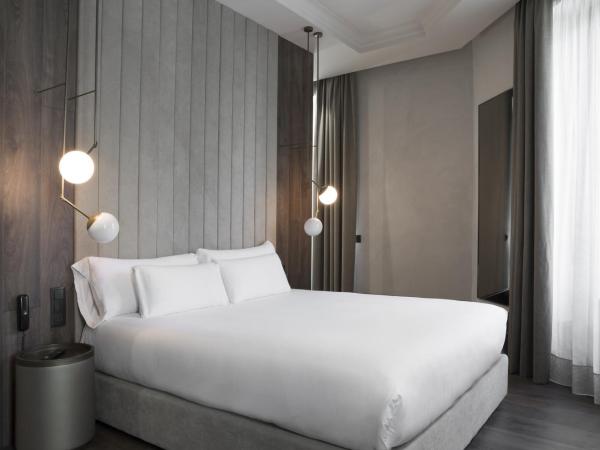 ICON Wipton : photo 2 de la chambre chambre double supérieure avec balcon