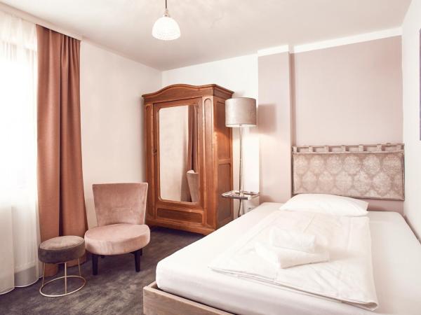 Boutique-Gasthof Ueberfuhr : photo 3 de la chambre grande chambre simple