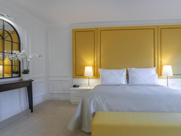 Boutique Hotel Corso : photo 6 de la chambre chambre double ou lits jumeaux - vue sur ville