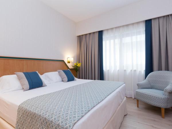 Hotel Praga : photo 1 de la chambre chambre double ou lits jumeaux avec parking gratuit