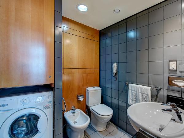 J5 Hotels - Port Saeed : photo 4 de la chambre chambre lit king-size premium