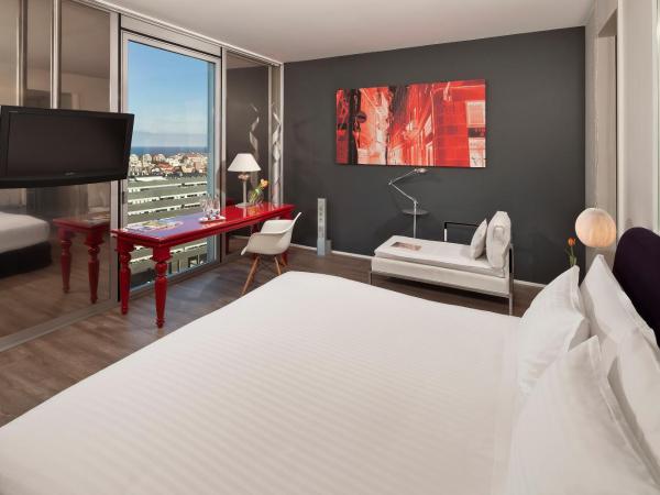Melia Barcelona Sky 4* Sup : photo 1 de la chambre chambre premium - vue sur mer