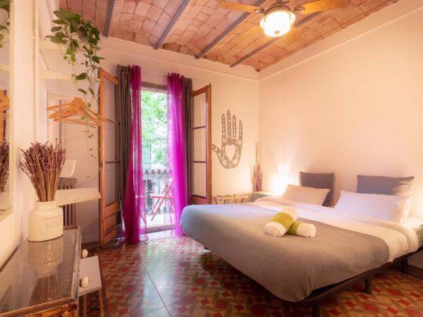 Primavera Hostel : photo 7 de la chambre chambre double avec salle de bains privative