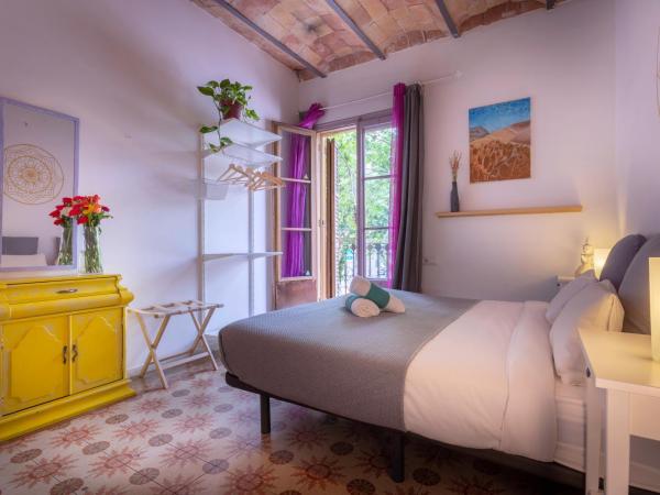 Primavera Hostel : photo 10 de la chambre chambre quadruple avec salle de bains commune