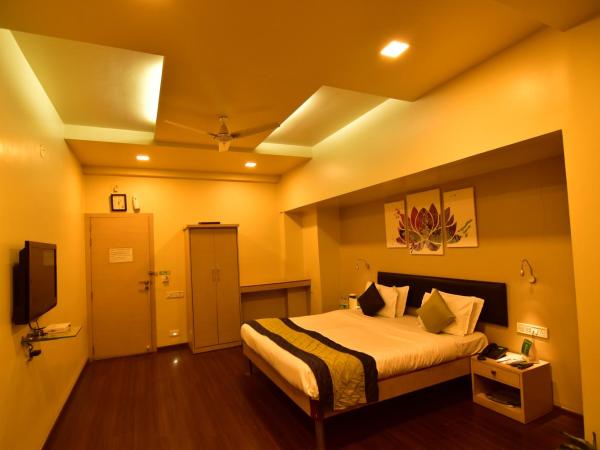 MY Bizz Hotel Sapna : photo 6 de la chambre chambre double super deluxe avec ventilateur