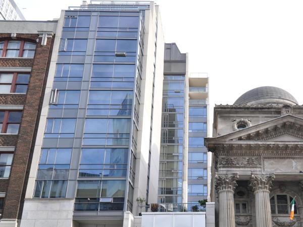 Yonge Suites Furnished Apartments : photo 1 de la chambre chambre attribuée à l'arrivée