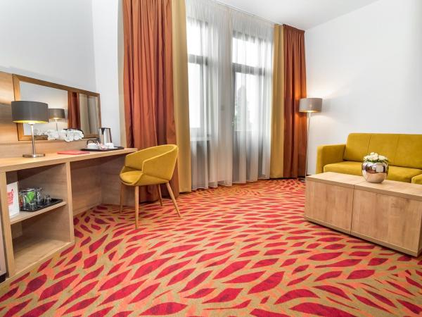 Rubin Wellness & Conference Hotel : photo 2 de la chambre suite junior