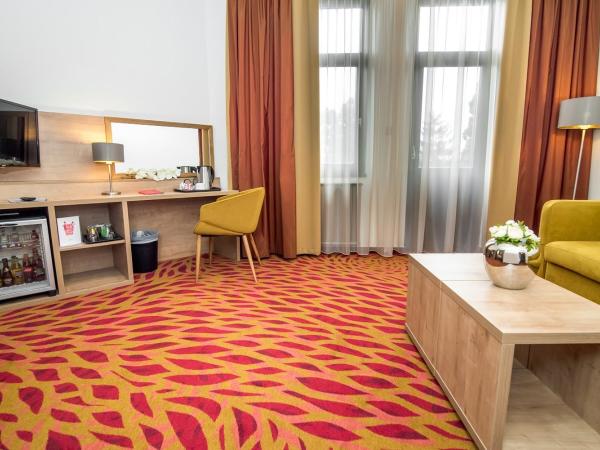 Rubin Wellness & Conference Hotel : photo 4 de la chambre suite junior