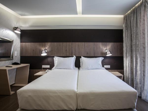 Melrose Rethymno by Mage Hotels : photo 7 de la chambre suite de luxe - vue partielle sur mer