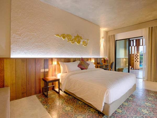 Natee The Riverfront Hotel Kanchanaburi : photo 4 de la chambre chambre double ou lits jumeaux de luxe avec accès piscine