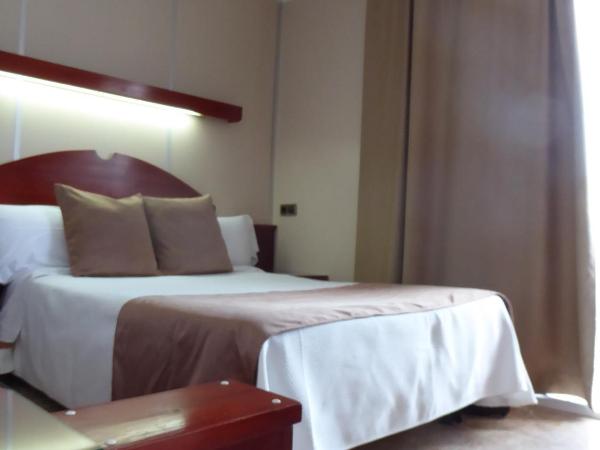 Hotel Hermes : photo 2 de la chambre chambre double ou lits jumeaux