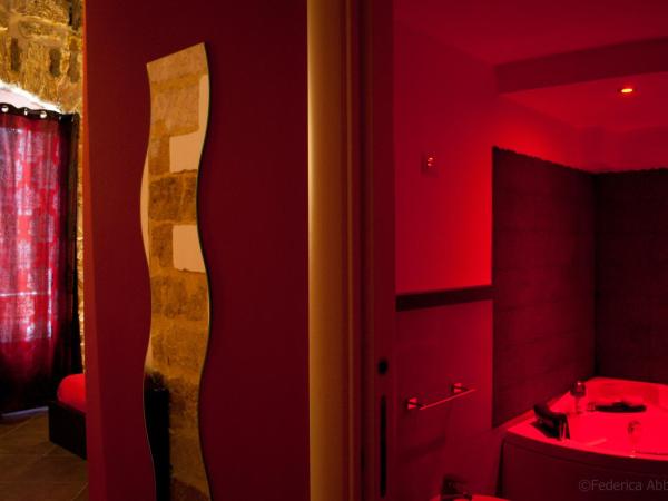 B&B Carella : photo 1 de la chambre chambre double avec baignoire spa