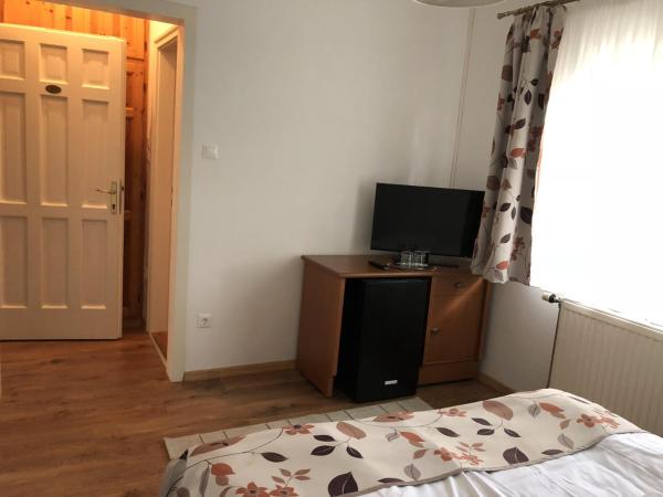 Zöldtető Panzió : photo 4 de la chambre chambre double standard