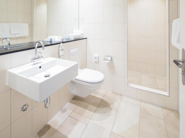 Hotel Schweizerhof Basel : photo 5 de la chambre chambre double ou lits jumeaux affaires