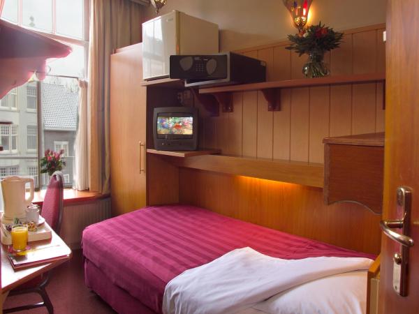 Nadia Hotel : photo 1 de la chambre chambre simple