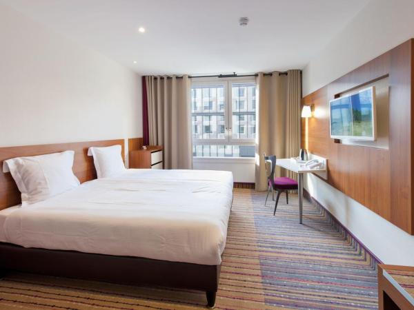 Hotel Lyon-ouest : photo 1 de la chambre chambre double ou lits jumeaux confort 