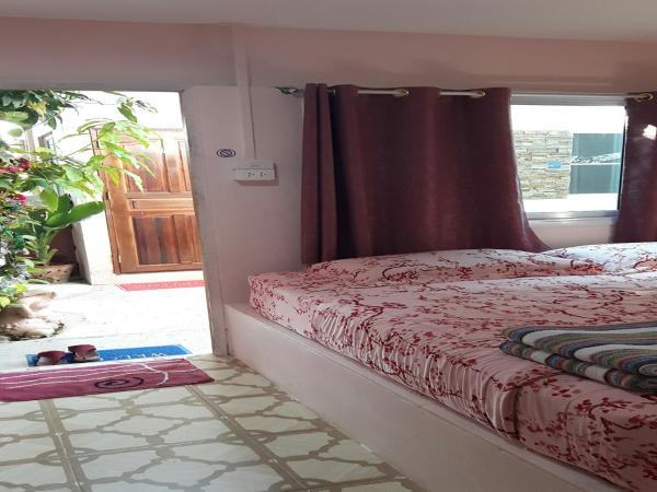 Canaan guesthouse : photo 5 de la chambre chambre double supérieure avec climatisation 