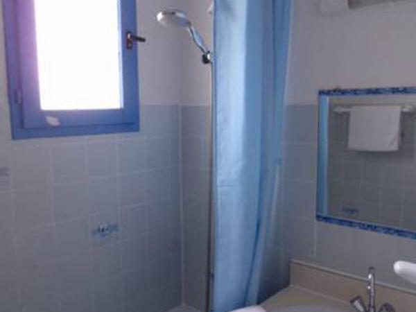 Hotel Alhambra : photo 4 de la chambre chambre double standard avec terrasse et sans climatisation - côté aqualand