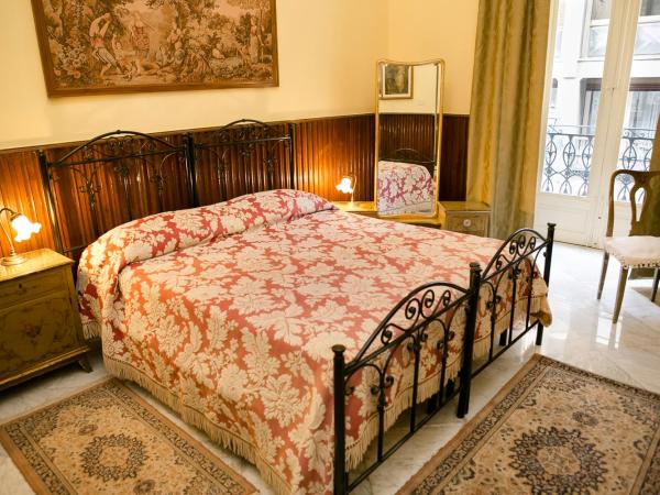 B&B Santa Caterina : photo 2 de la chambre chambre double ou lits jumeaux deluxe avec balcon