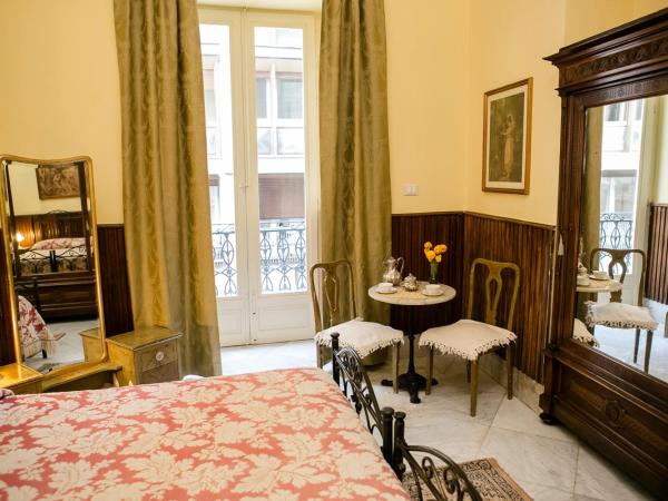 B&B Santa Caterina : photo 3 de la chambre chambre double ou lits jumeaux deluxe avec balcon