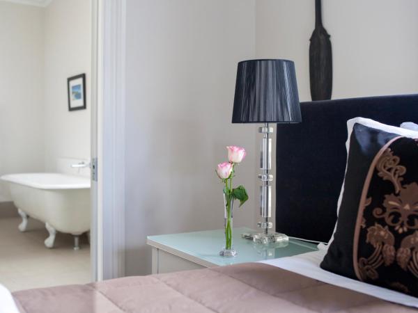 Andelin Guest House : photo 1 de la chambre chambre double deluxe avec balcon