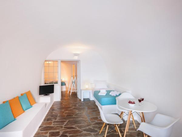 Horizon Aeifos Suites : photo 8 de la chambre suite 2 chambres - vue sur caldeira