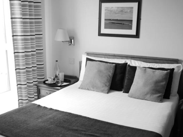 The Riviera Hotel & Apartments - Alum Chine : photo 1 de la chambre chambre double