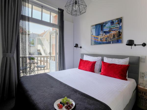 Boutique Hotel ZIES : photo 2 de la chambre petite chambre double avec balcon