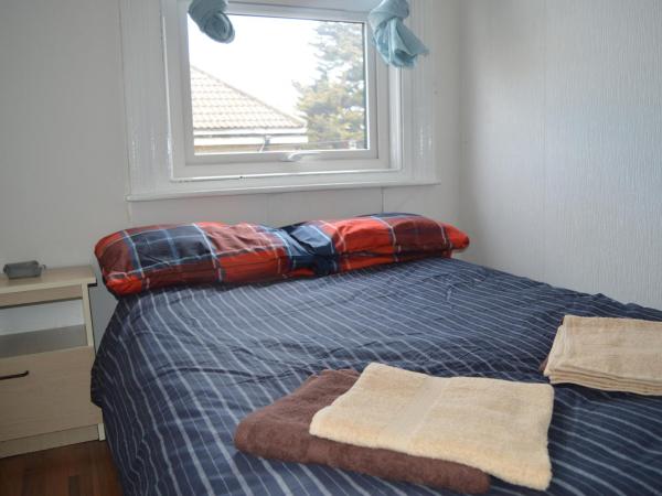 Library View Villa Holiday Home : photo 3 de la chambre chambre double standard avec salle de bains commune