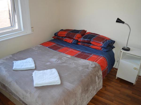 Library View Villa Holiday Home : photo 8 de la chambre chambre familiale